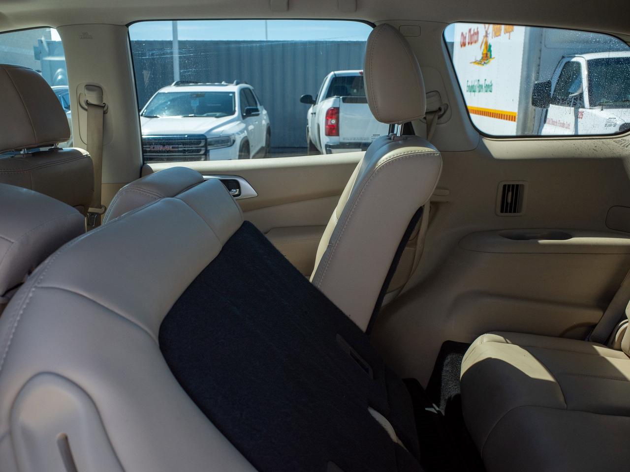 2017 Nissan Pathfinder - Adjustable Lumbar   Heated Mirrors Photo