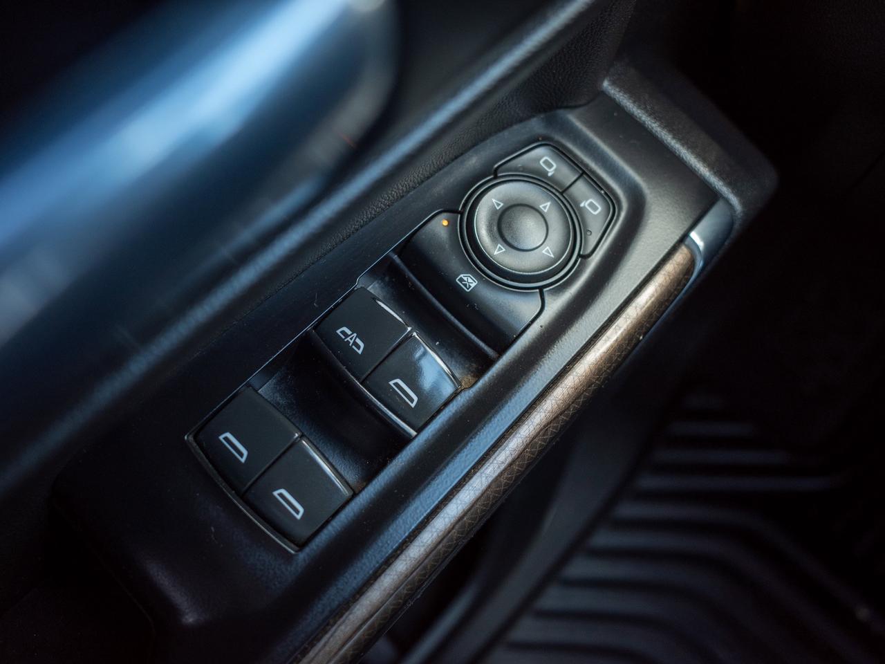 2019 Chevrolet Silverado 1500 LT - Cloth Seats   Back-Up Camera Photo