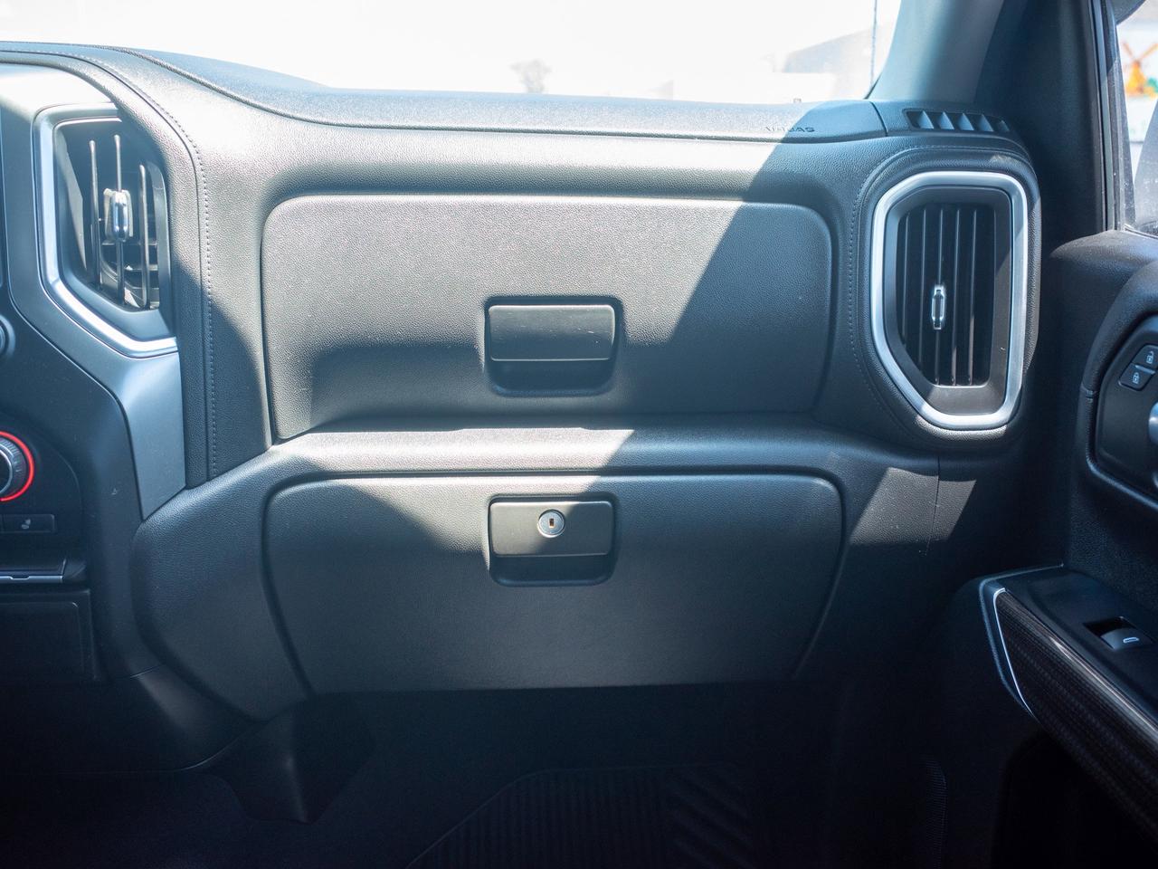 2019 Chevrolet Silverado 1500 LT - Cloth Seats   Back-Up Camera Photo