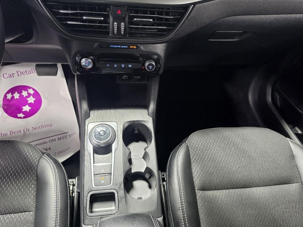 2025 Ford Escape PHEV 4dr Front-Wheel Drive Photo