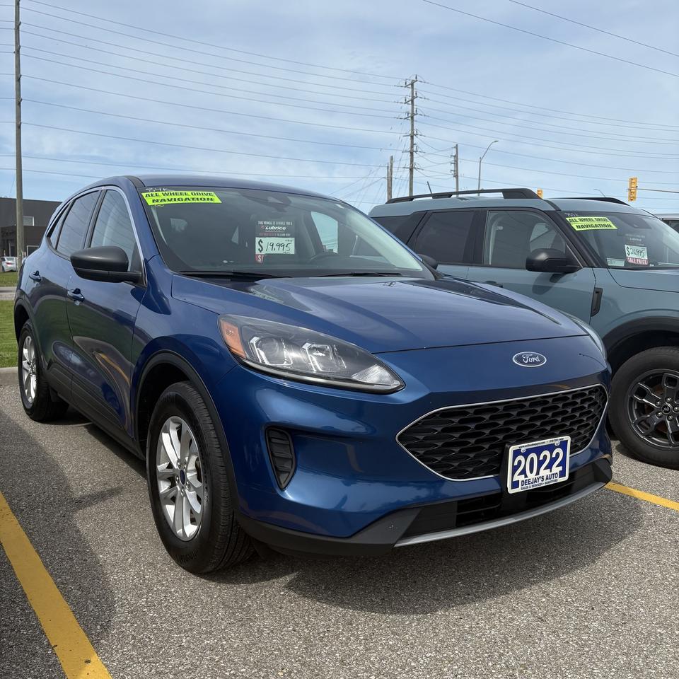 2022 Ford Escape SE AWD Photo