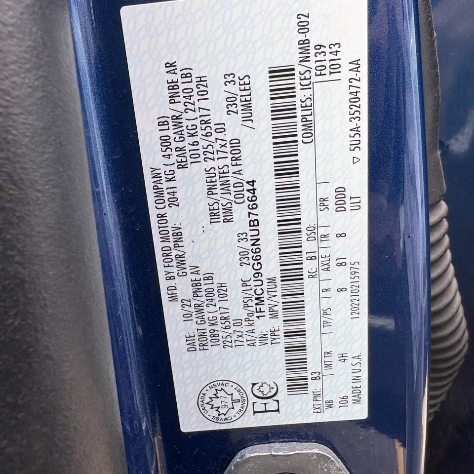 2022 Ford Escape SE AWD Photo