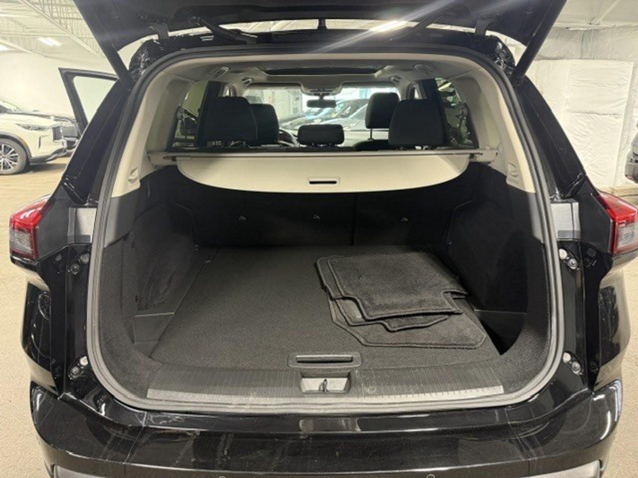 2024 Nissan Rogue SV Moonroof 4dr All-Wheel Drive Sport Utility Photo
