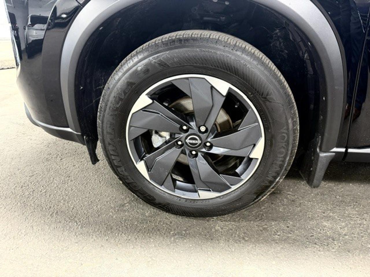 2024 Nissan Rogue SV Moonroof 4dr All-Wheel Drive Sport Utility Photo