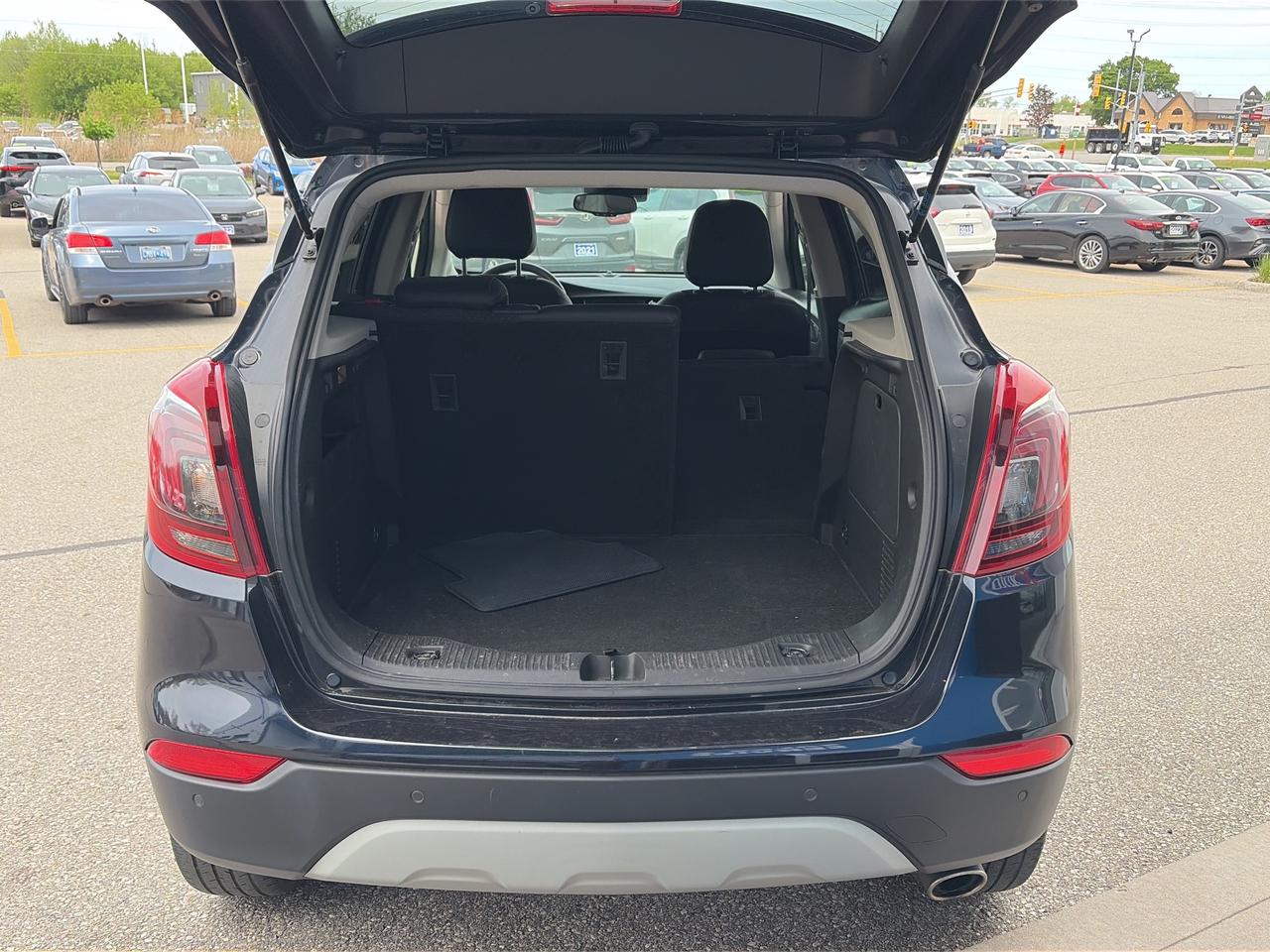 2022 Buick Encore Preferred Photo4