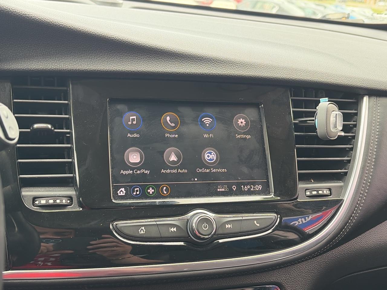 2022 Buick Encore Preferred Photo