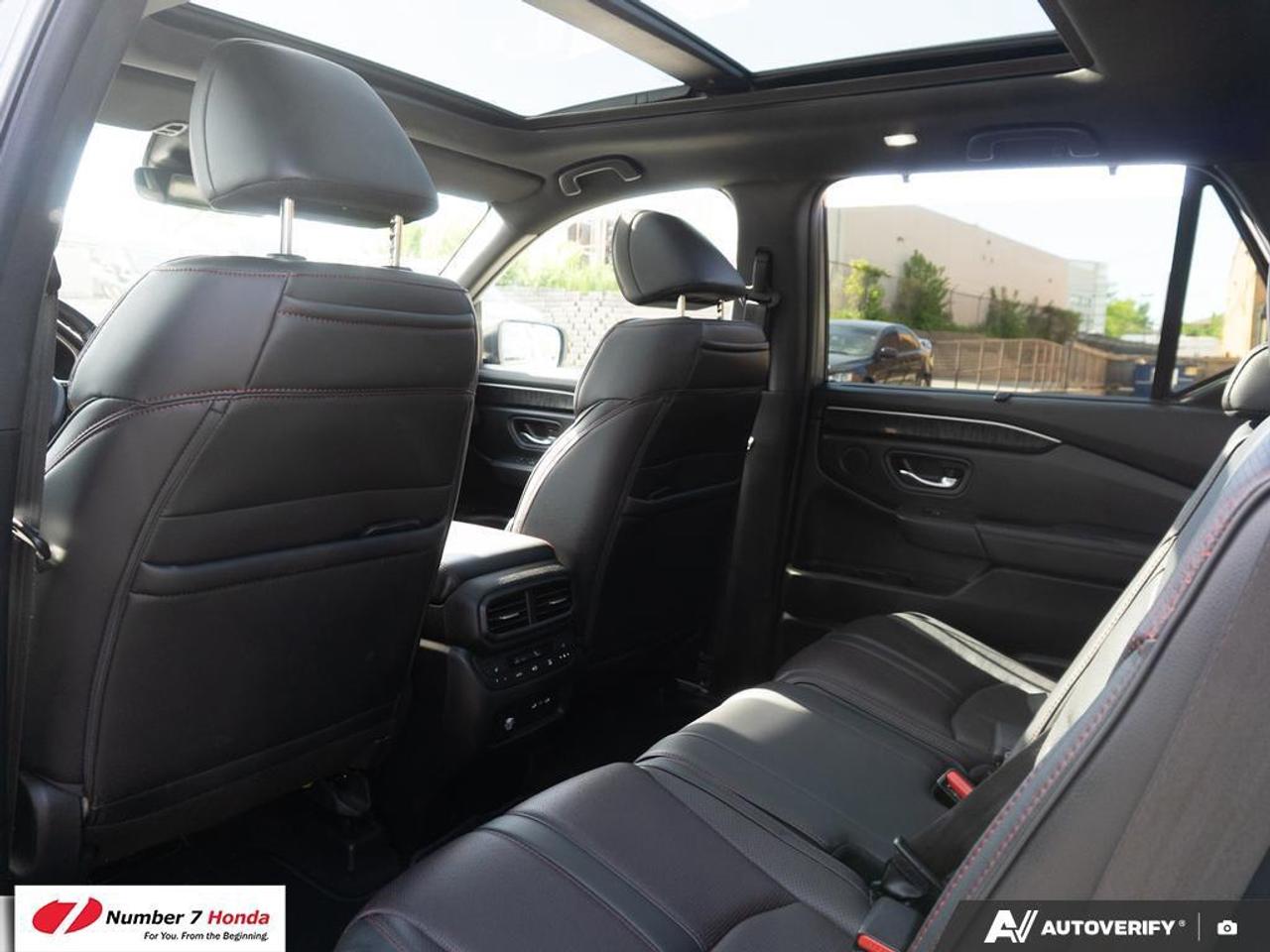 2025 Honda Pilot Black Edition *EXTENDED FACTORY WARRANTY Photo