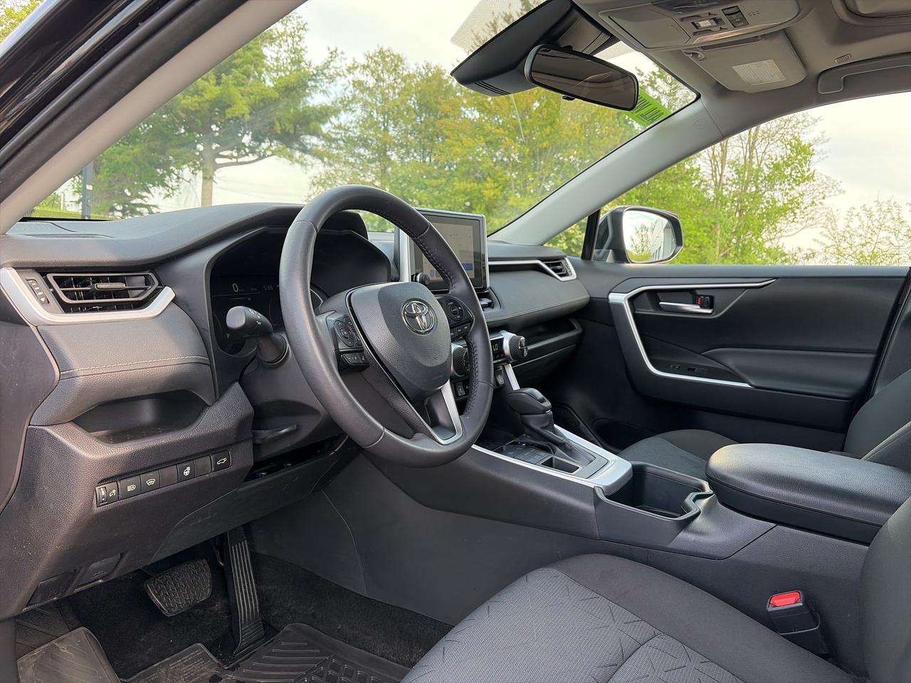 2025 Toyota RAV4 XLE AWD   Factory Warranty Photo