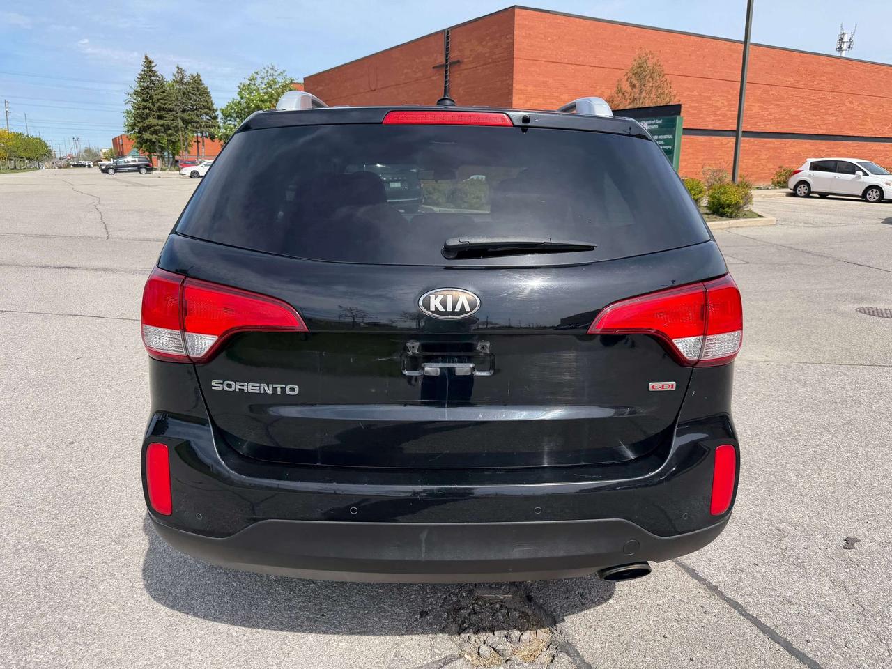 2014 Kia Sorento LX SERVICE RECORDS CERTIFIED 4 CYL Photo2