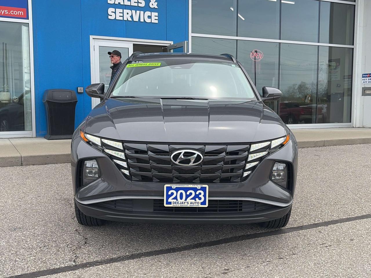 2023 Hyundai Tucson Preferred AWD   Clean Carfax Photo5