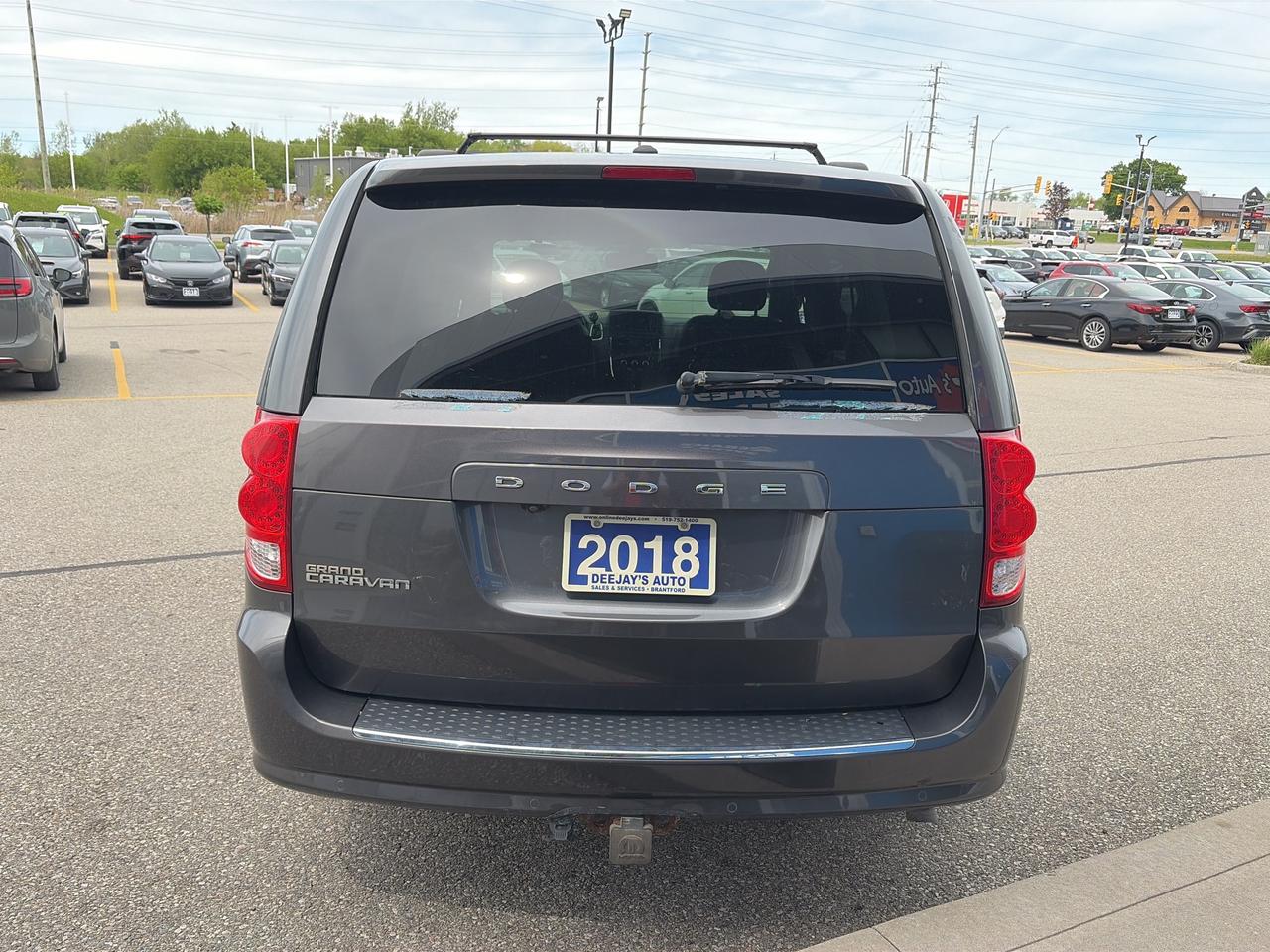 2018 Dodge Grand Caravan SXT Premium Plus   7 Pass   Stow & Go   Clean Photo