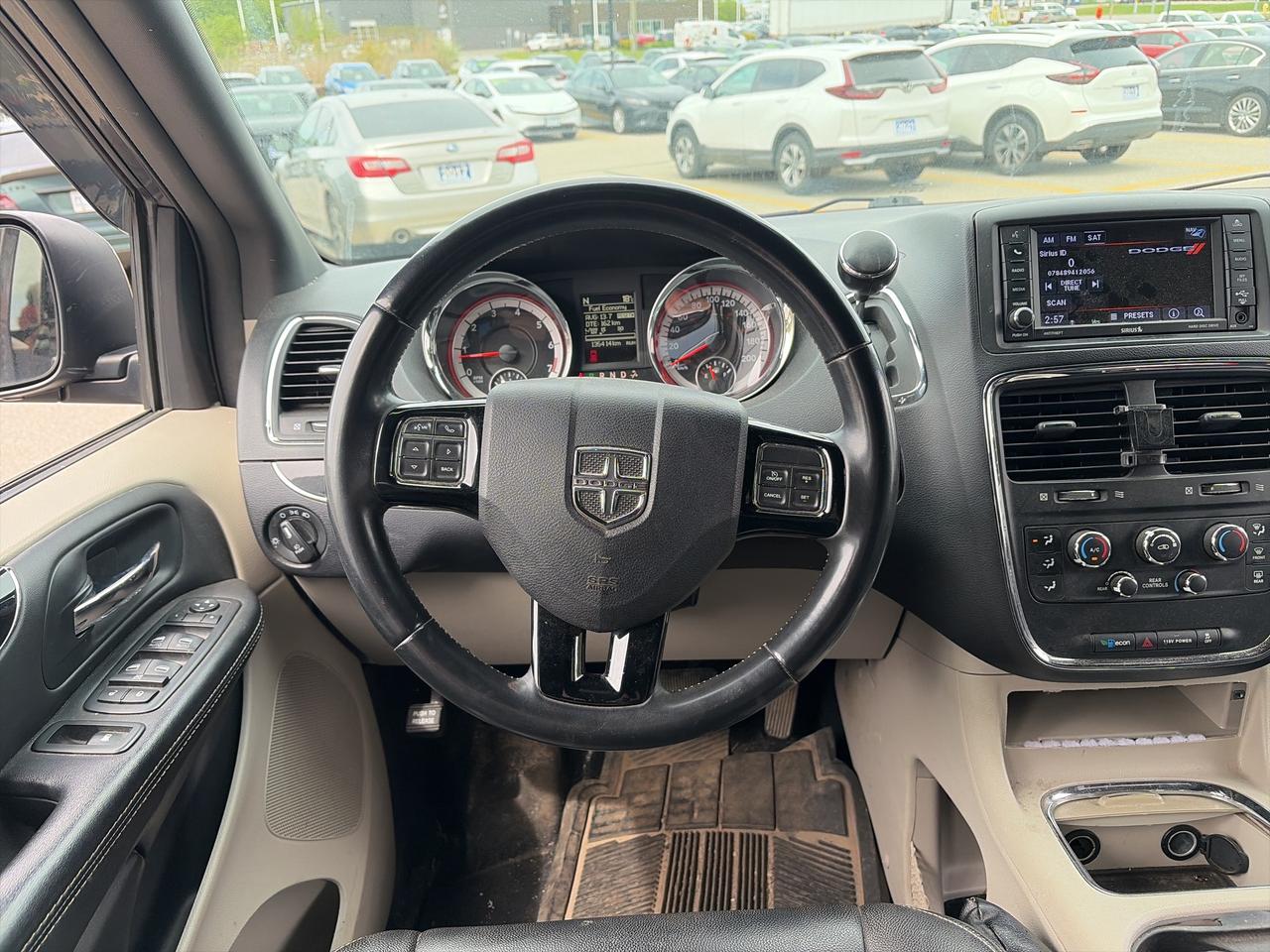2018 Dodge Grand Caravan SXT Premium Plus   7 Pass   Stow & Go   Clean Photo