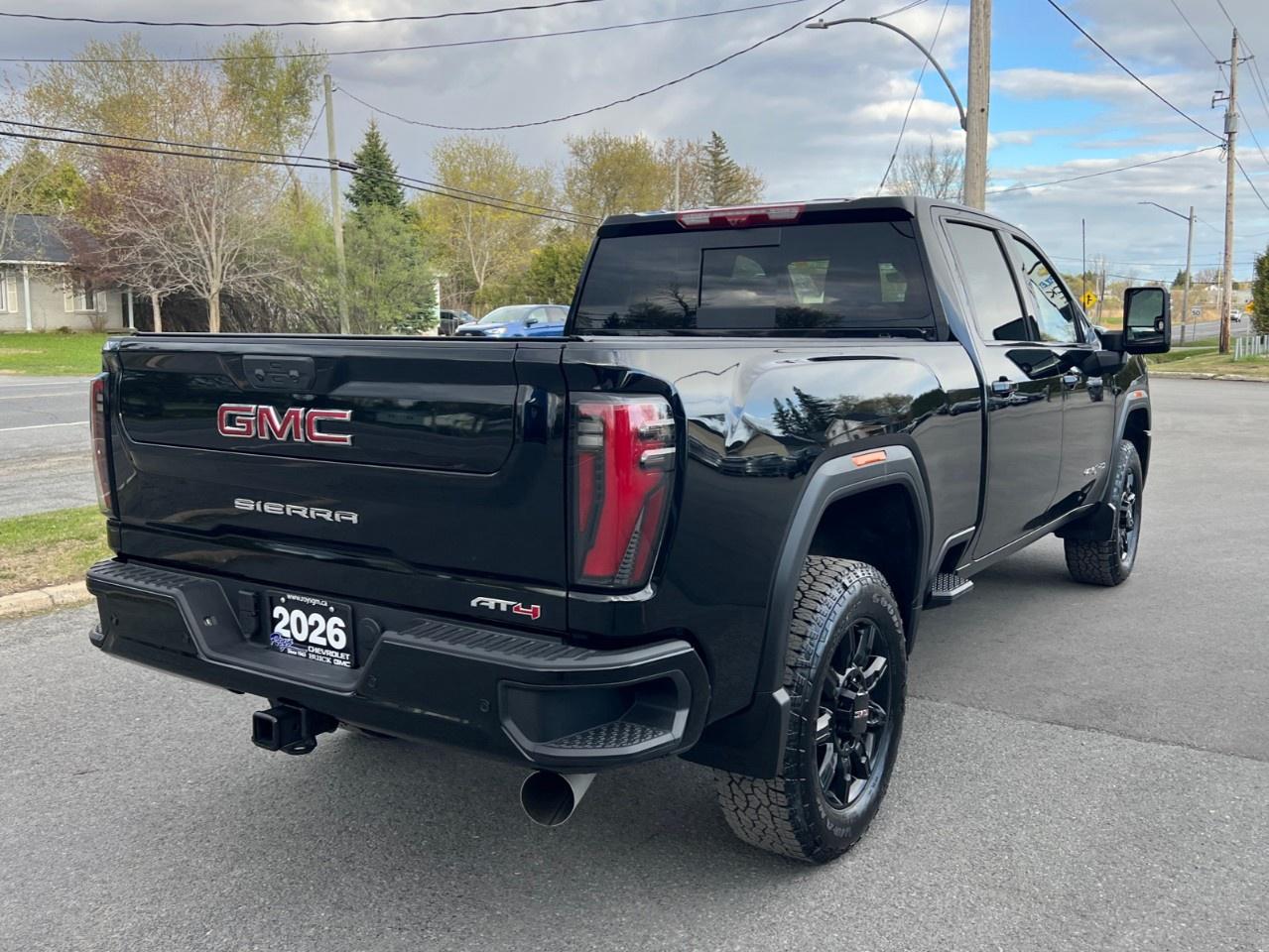 2026 GMC SIERRA 2500HD Crew Cab Standard Box 4-Wheel Drive AT4 Photo