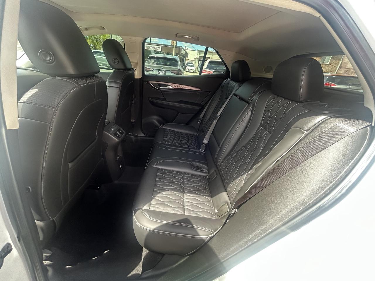 2021 Buick Envision Avenir  ** CALL BELLEVILLE 613-961-8848*** Photo