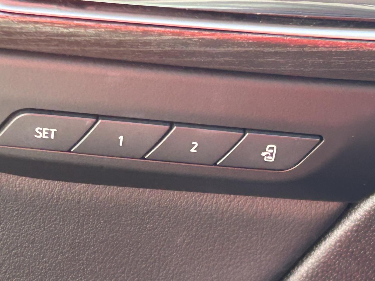 2021 Buick Envision Avenir  ** CALL BELLEVILLE 613-961-8848*** Photo