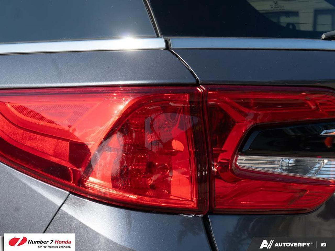 2024 Honda Odyssey Touring *EXTENDED FACTORY WARRANTY Photo