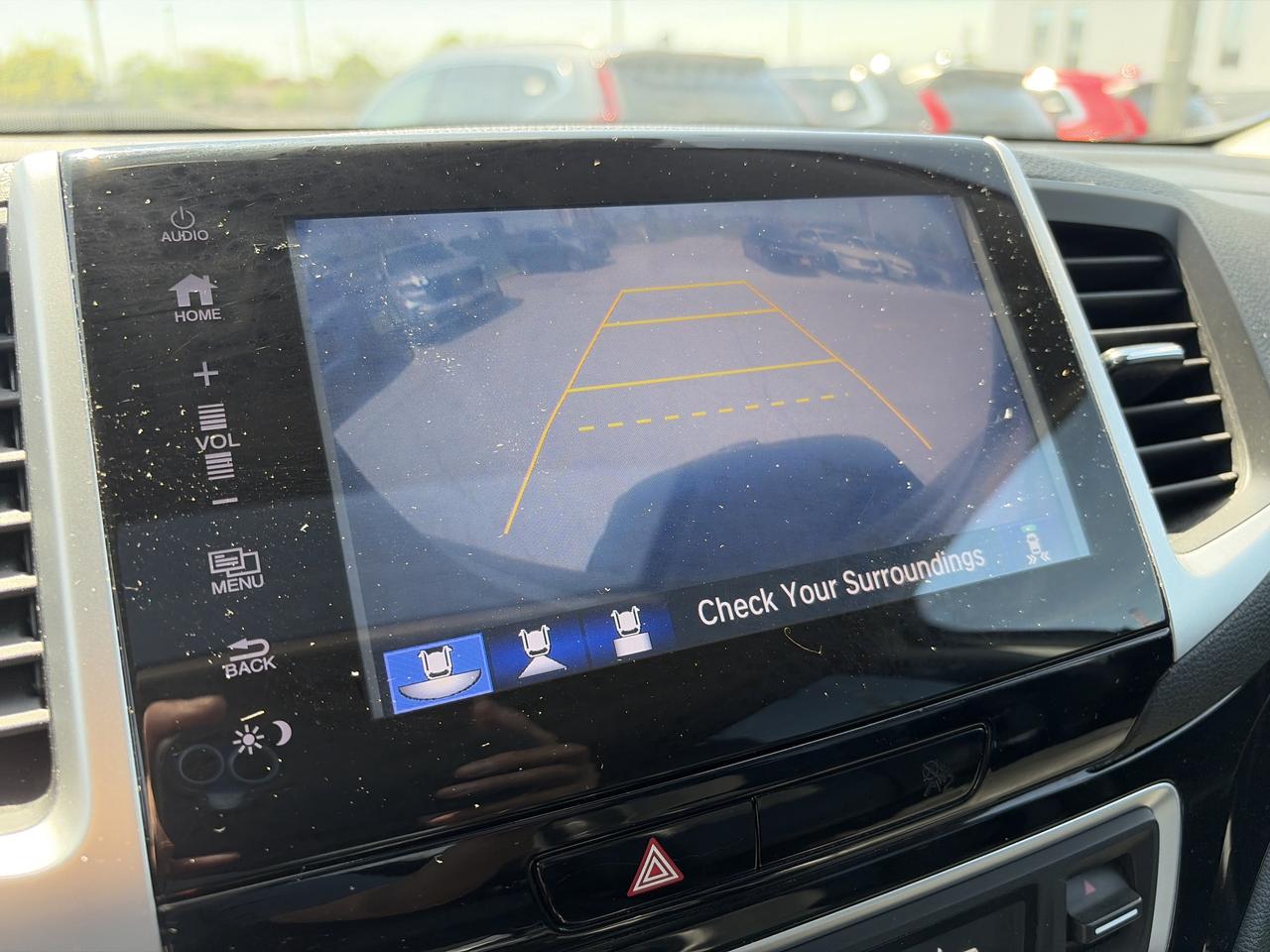 2017 Honda Pilot Touring Navigation Leather Sunroof 7Pass Photo