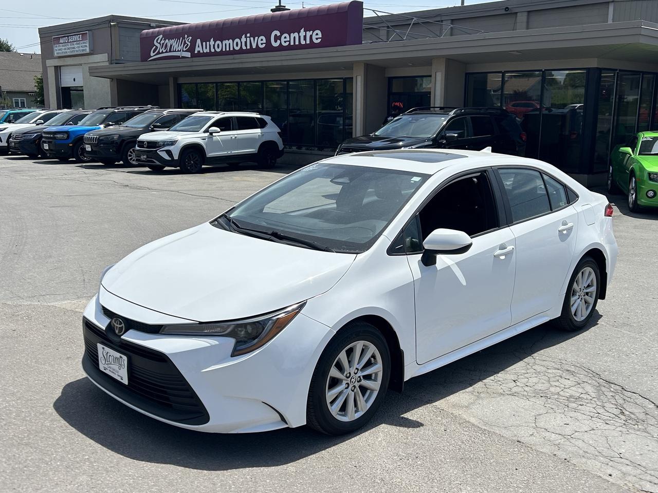 2025 Toyota Corolla LE/PWR ROOF/BACK UP CAM/ CALL NAPANEE 613-354-2100 Photo