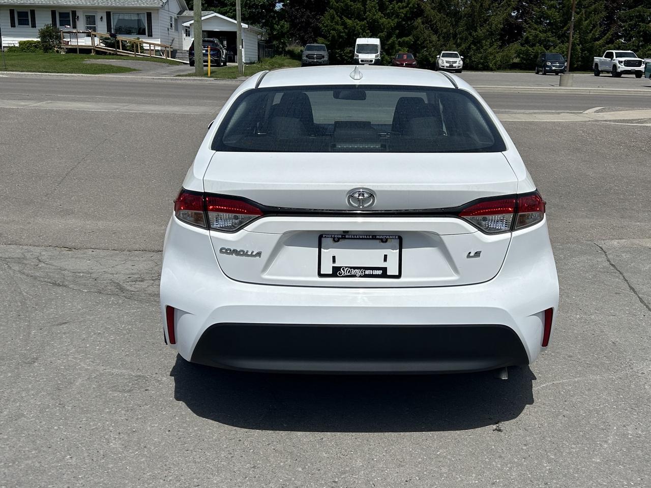 2025 Toyota Corolla LE/PWR ROOF/BACK UP CAM/ CALL NAPANEE 613-354-2100 Photo