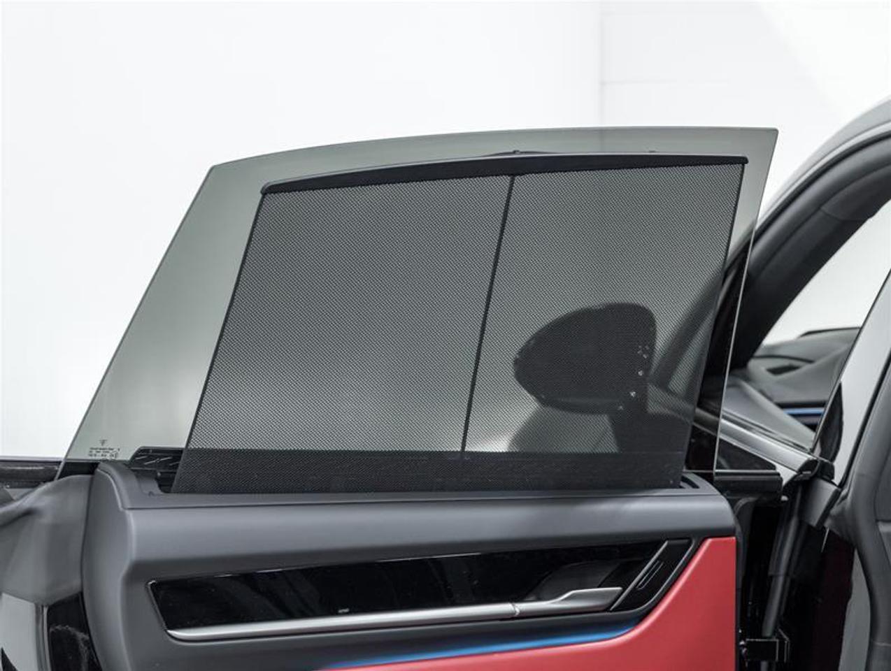 2026 Porsche Macan  Photo
