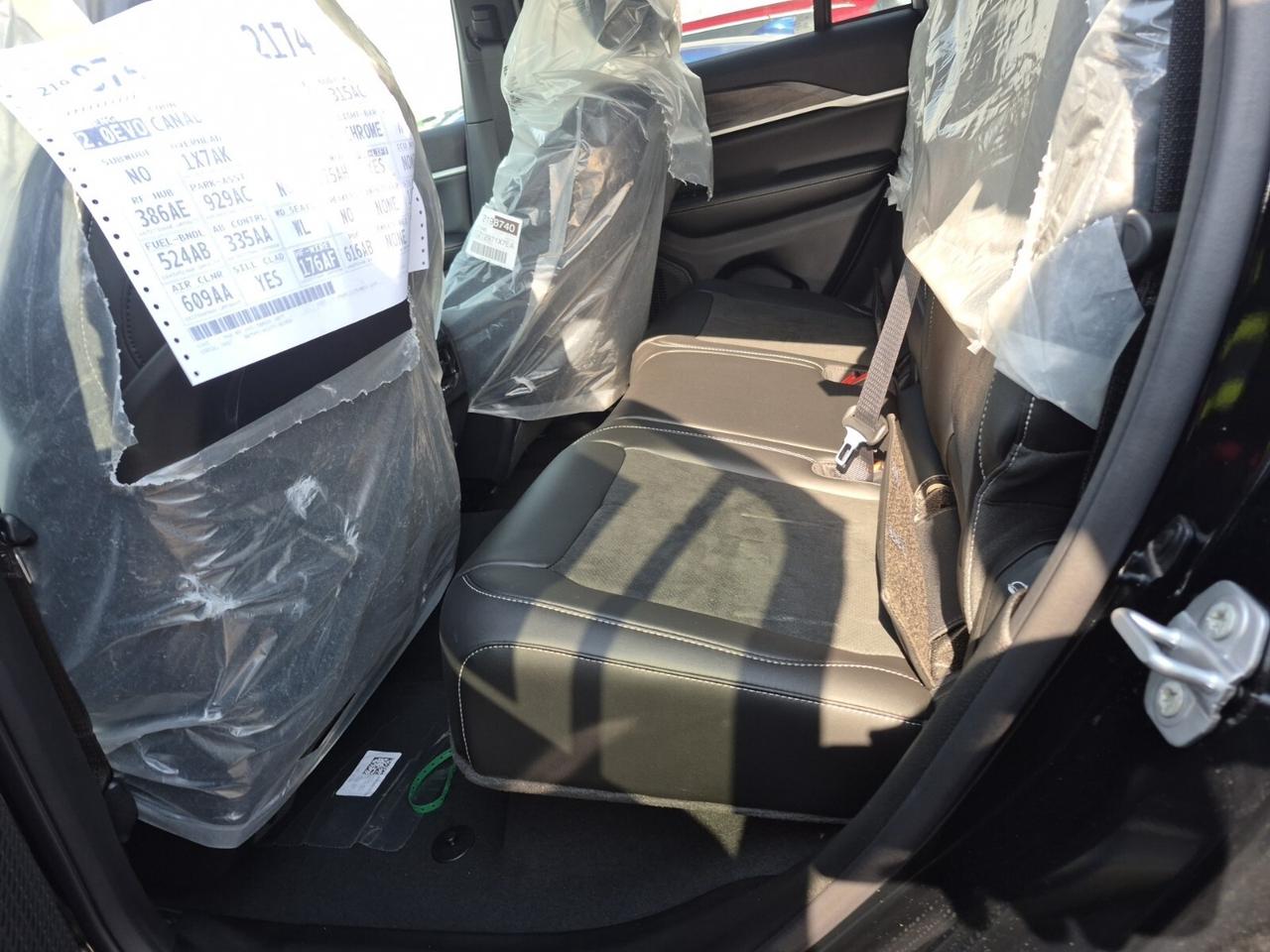 2026 Jeep Grand Cherokee ALTITUDE   SUNROOF   HEATED SEATS   BLINDSPOT Photo
