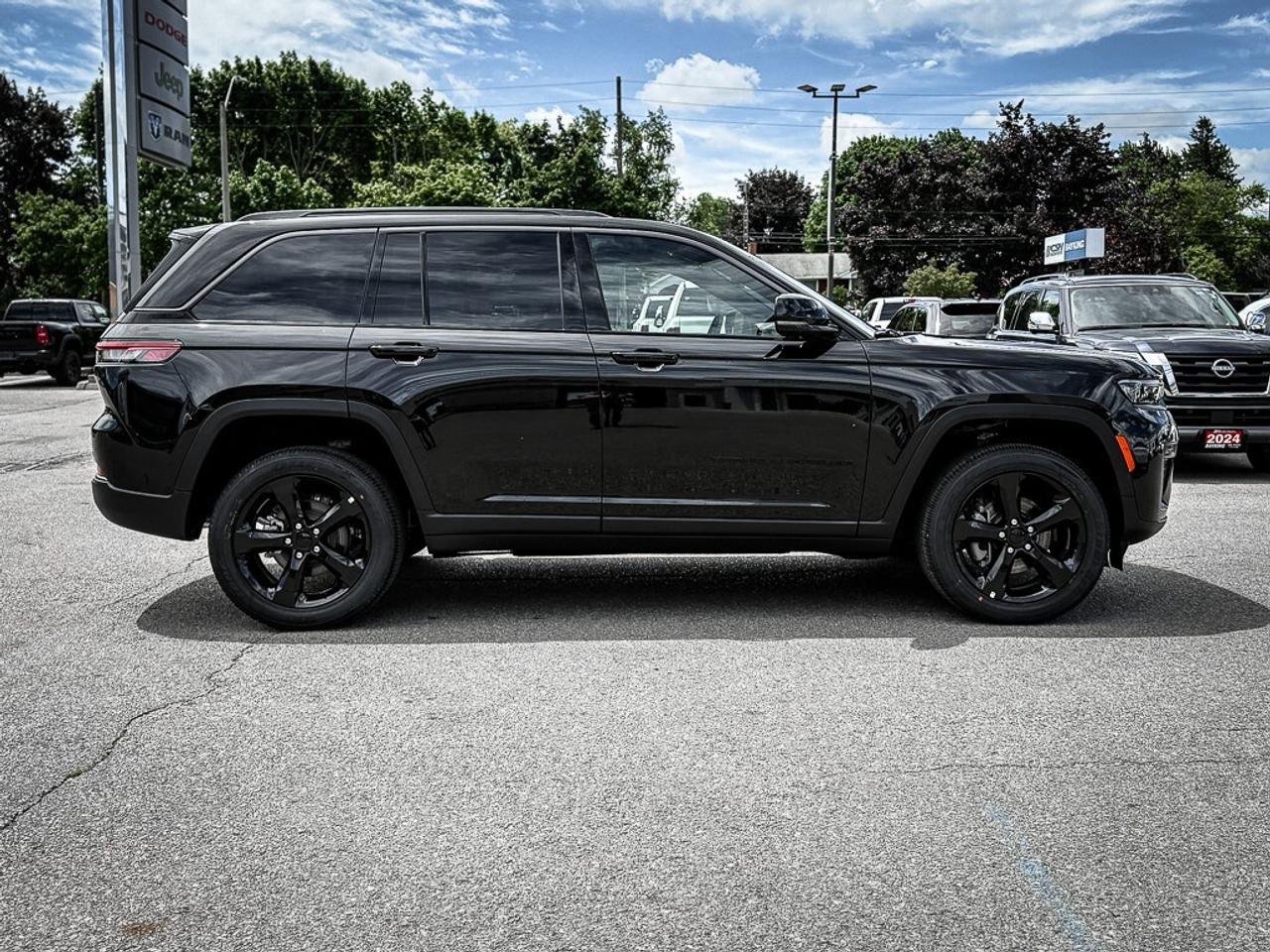 2026 Jeep Grand Cherokee ALTITUDE   SUNROOF   HEATED SEATS   BLINDSPOT Photo