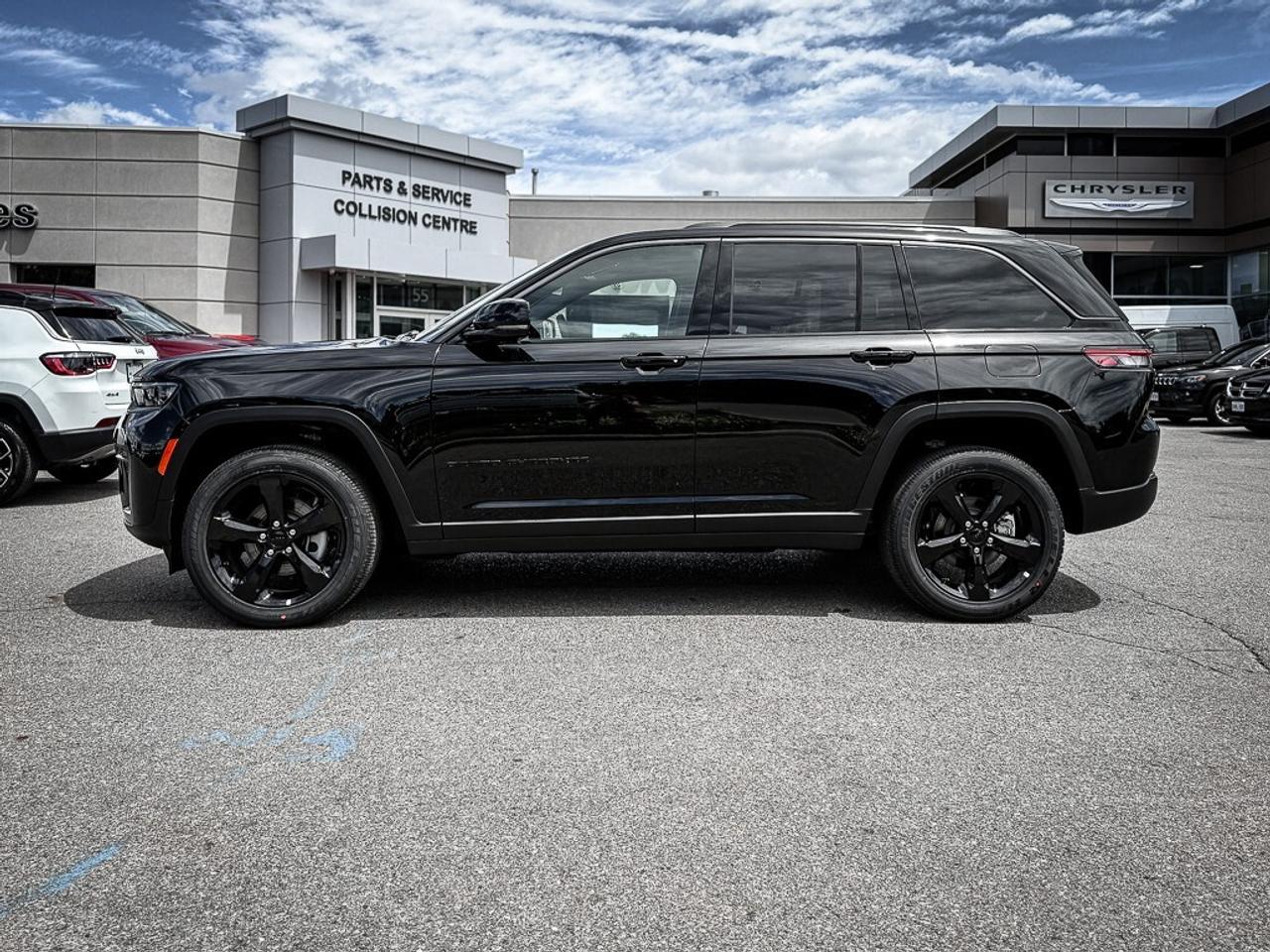 2026 Jeep Grand Cherokee ALTITUDE   SUNROOF   HEATED SEATS   BLINDSPOT Photo