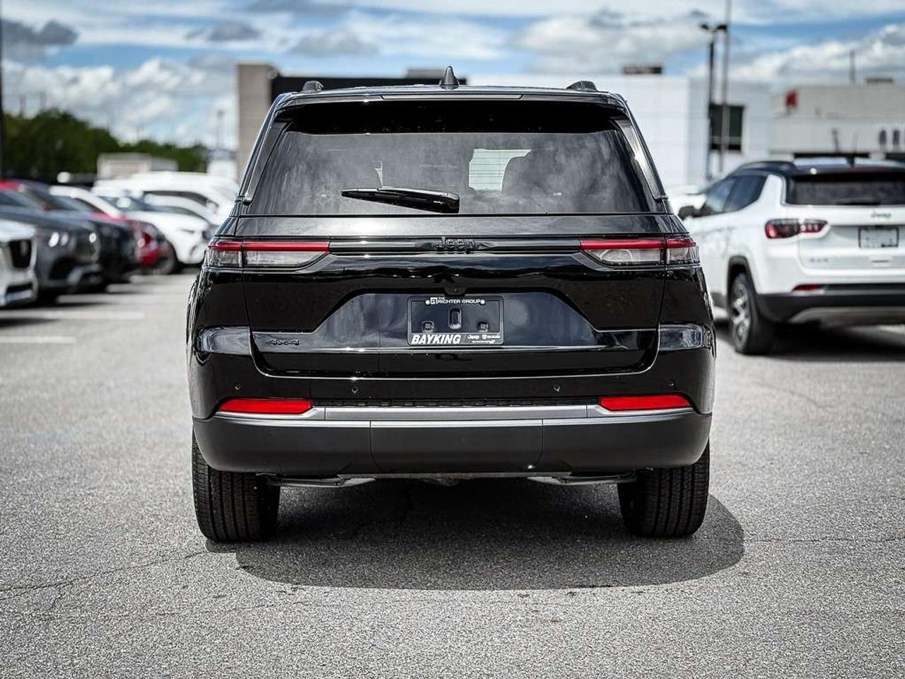 2026 Jeep Grand Cherokee ALTITUDE   SUNROOF   HEATED SEATS   BLINDSPOT   LANE KEEP Photo
