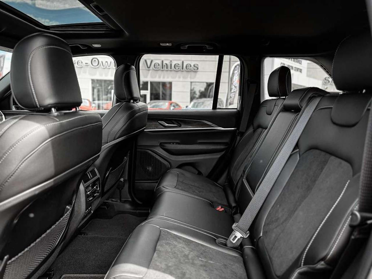 2026 Jeep Grand Cherokee ALTITUDE   SUNROOF   HEATED SEATS   BLINDSPOT   LANE KEEP Photo