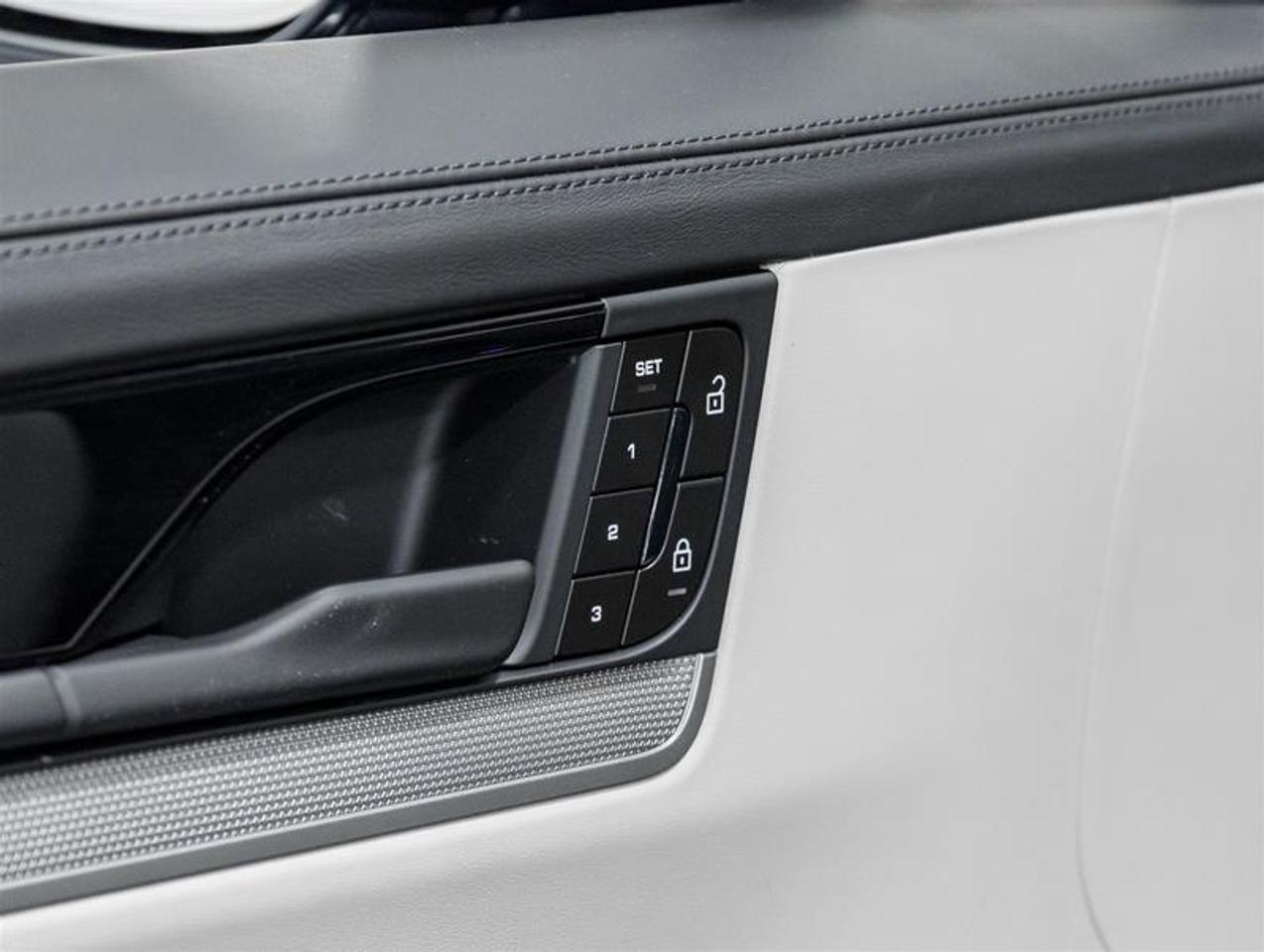 2026 Porsche Cayenne  Photo