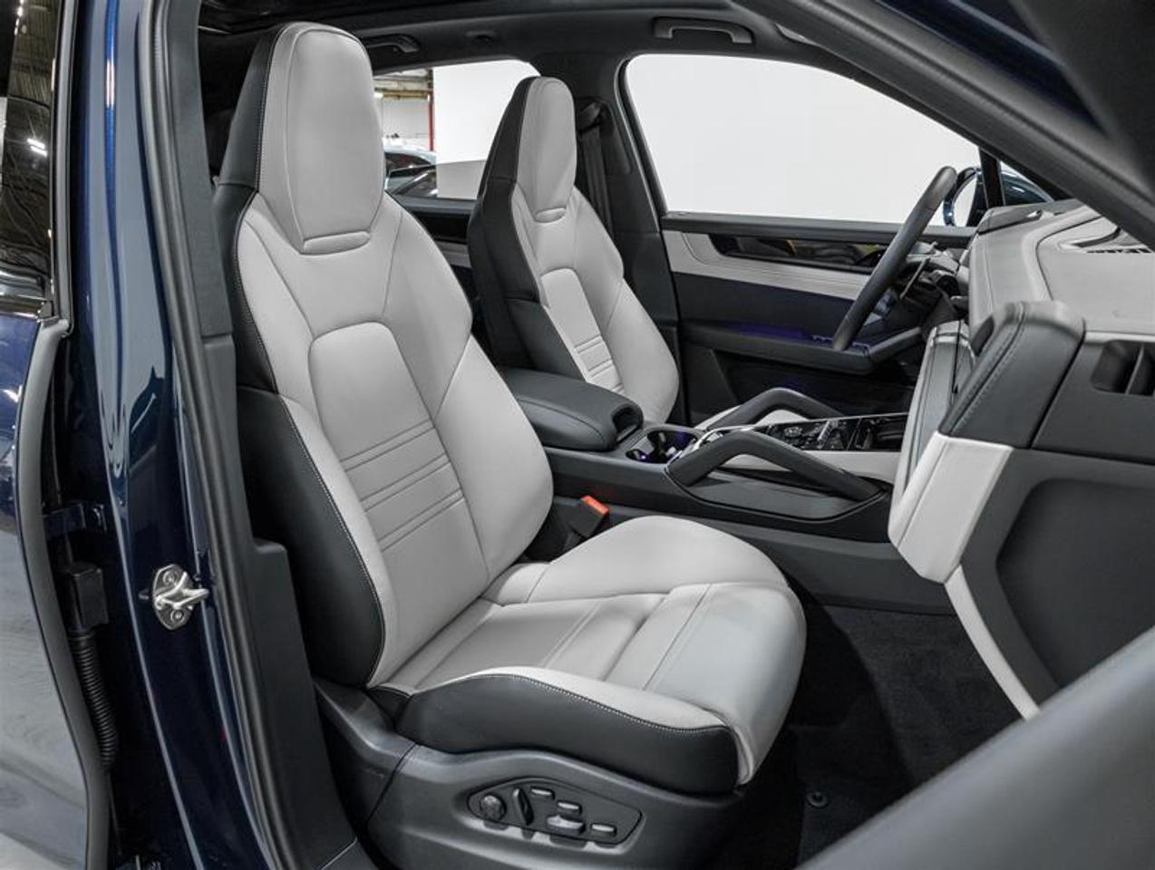 2026 Porsche Cayenne  Photo