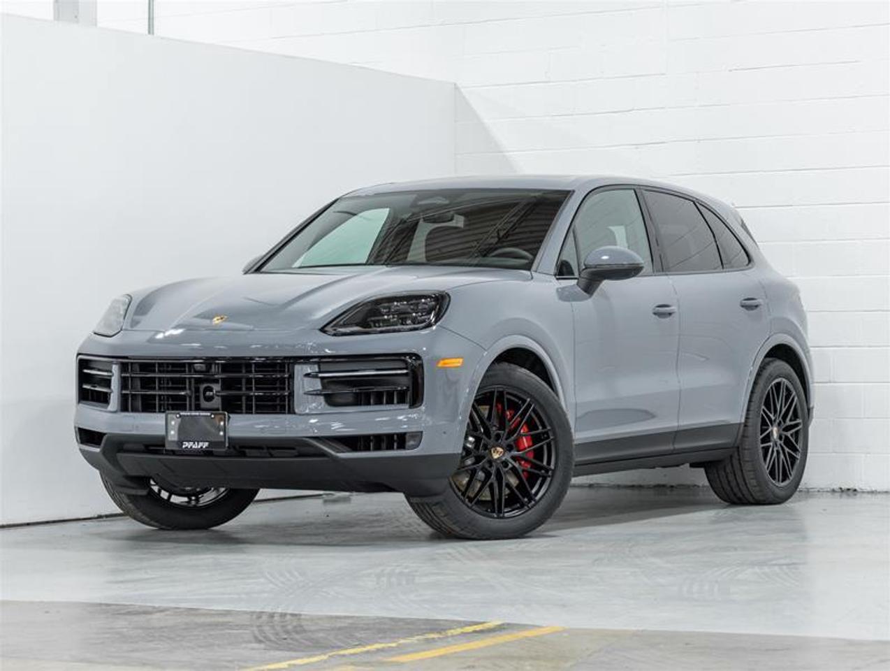 2026 Porsche Cayenne  Photo0