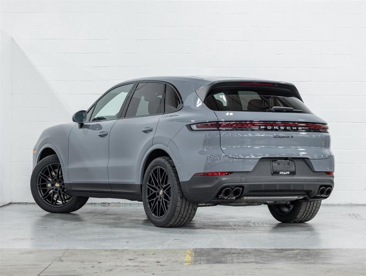 2026 Porsche Cayenne  Photo