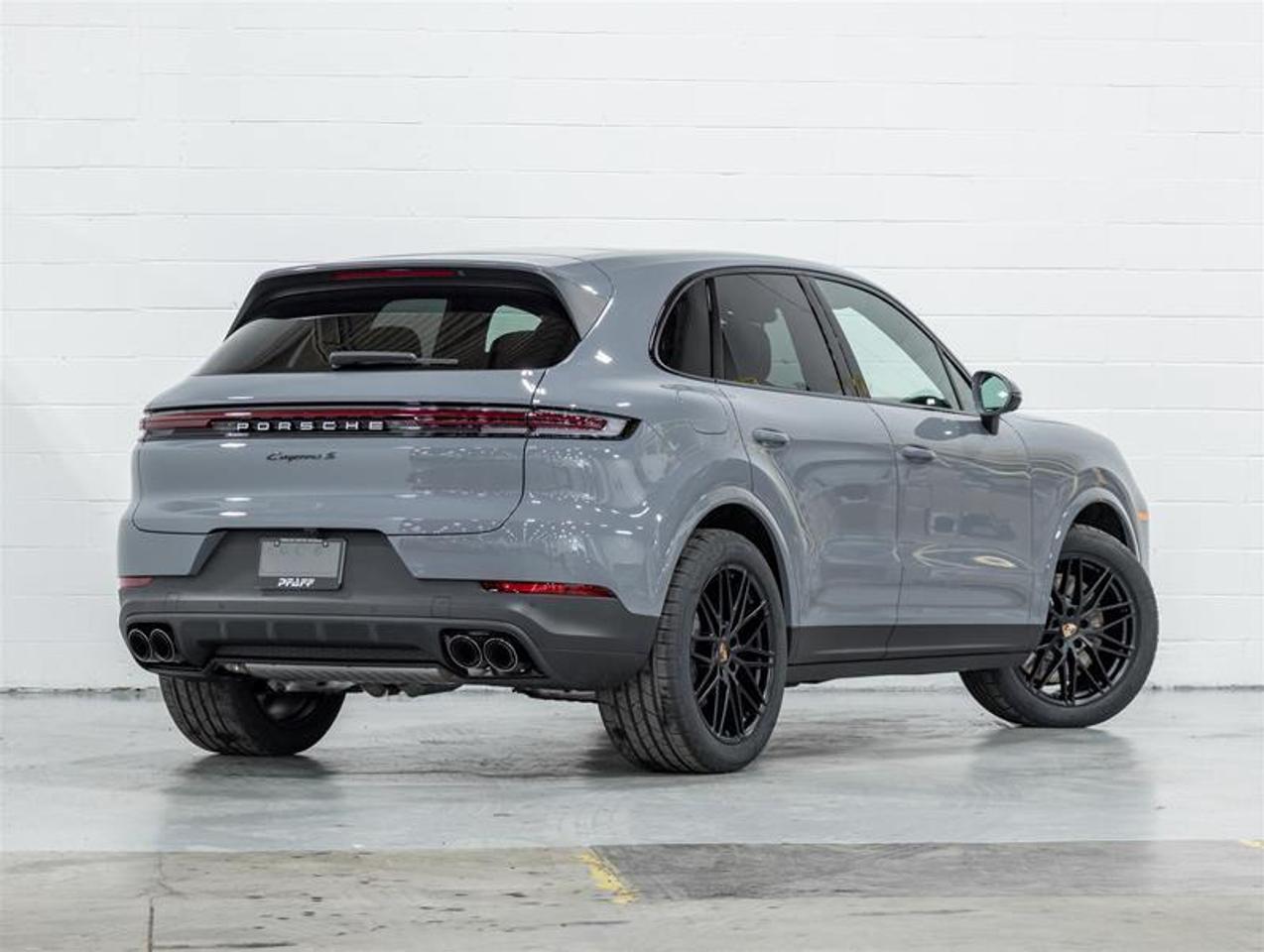 2026 Porsche Cayenne  Photo