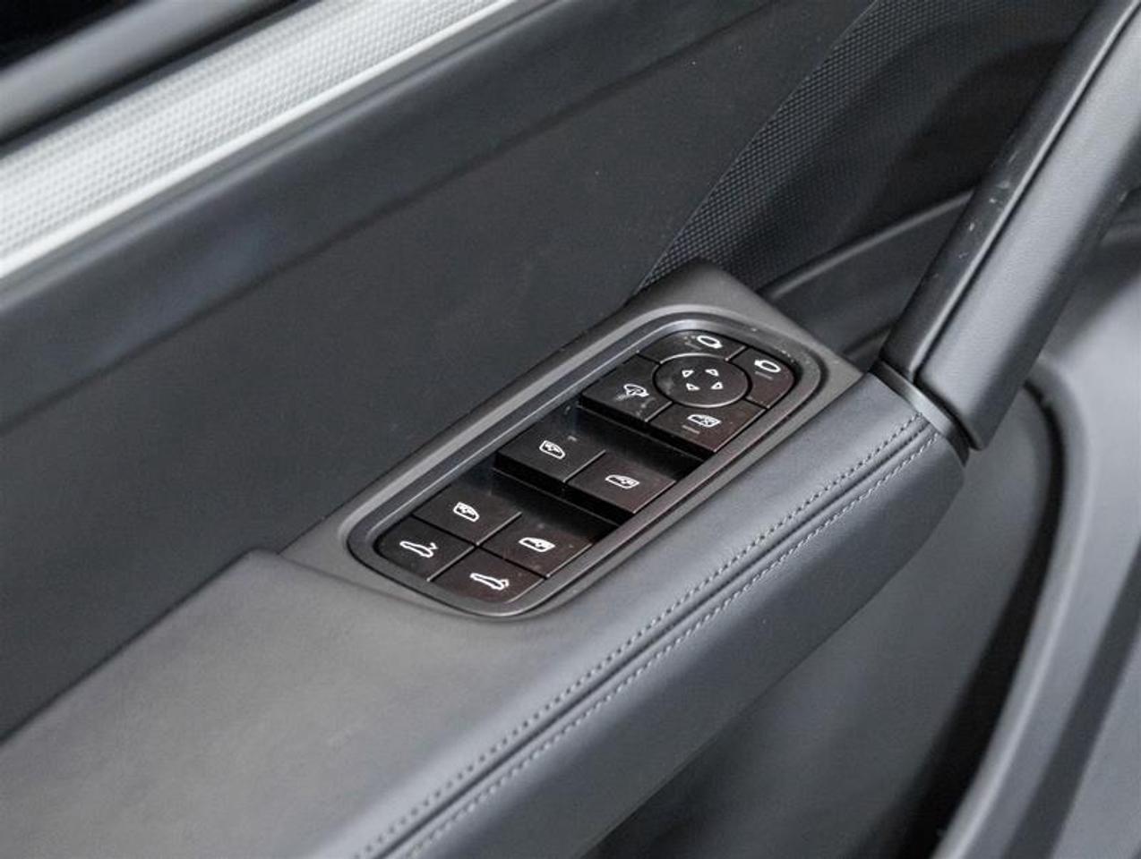 2026 Porsche Cayenne  Photo