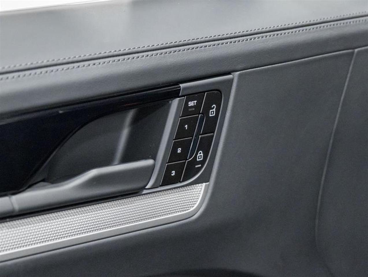 2026 Porsche Cayenne  Photo