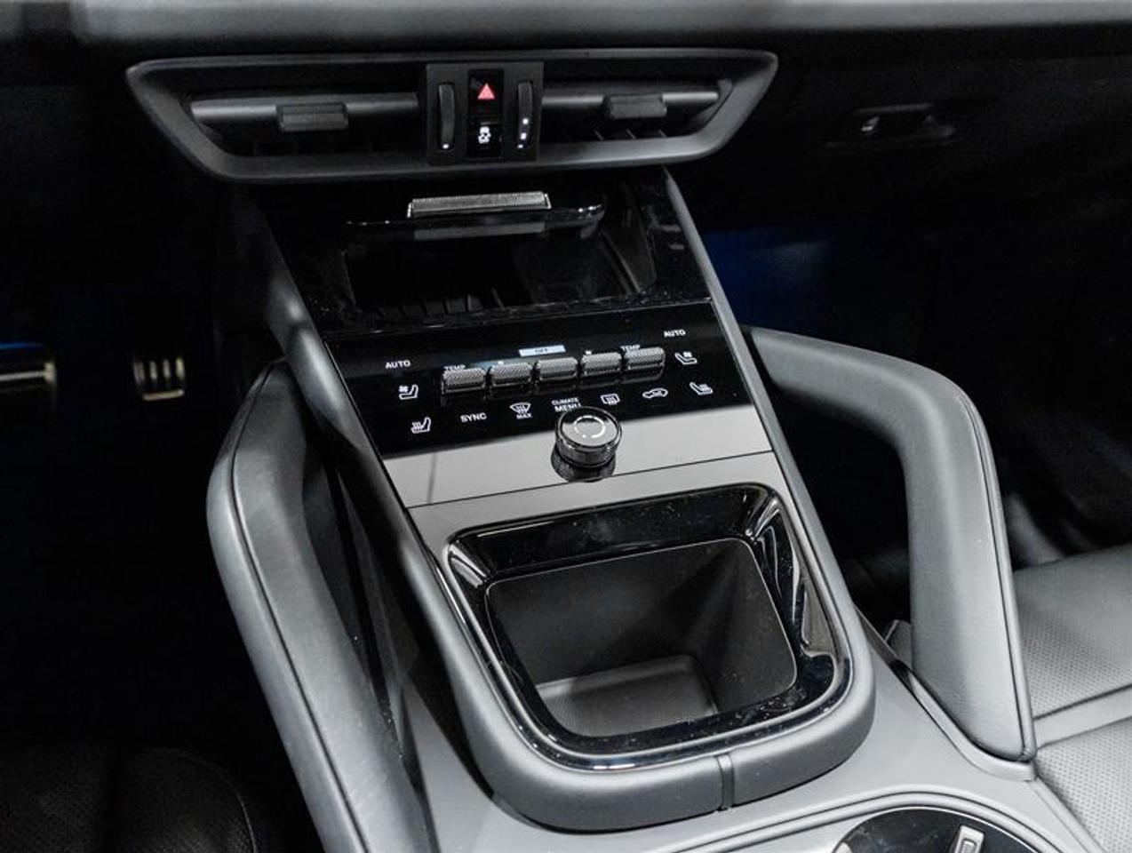 2026 Porsche Cayenne  Photo