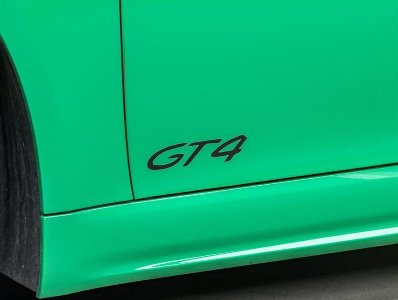 2023 Porsche 718 Cayman  Photo