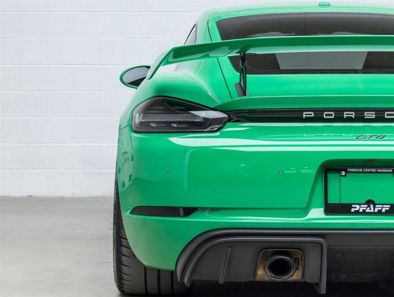 2023 Porsche 718 Cayman  Photo