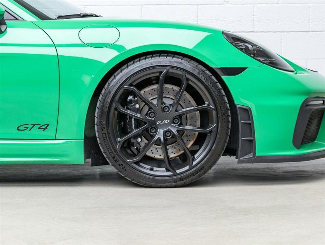 2023 Porsche 718 Cayman  Photo