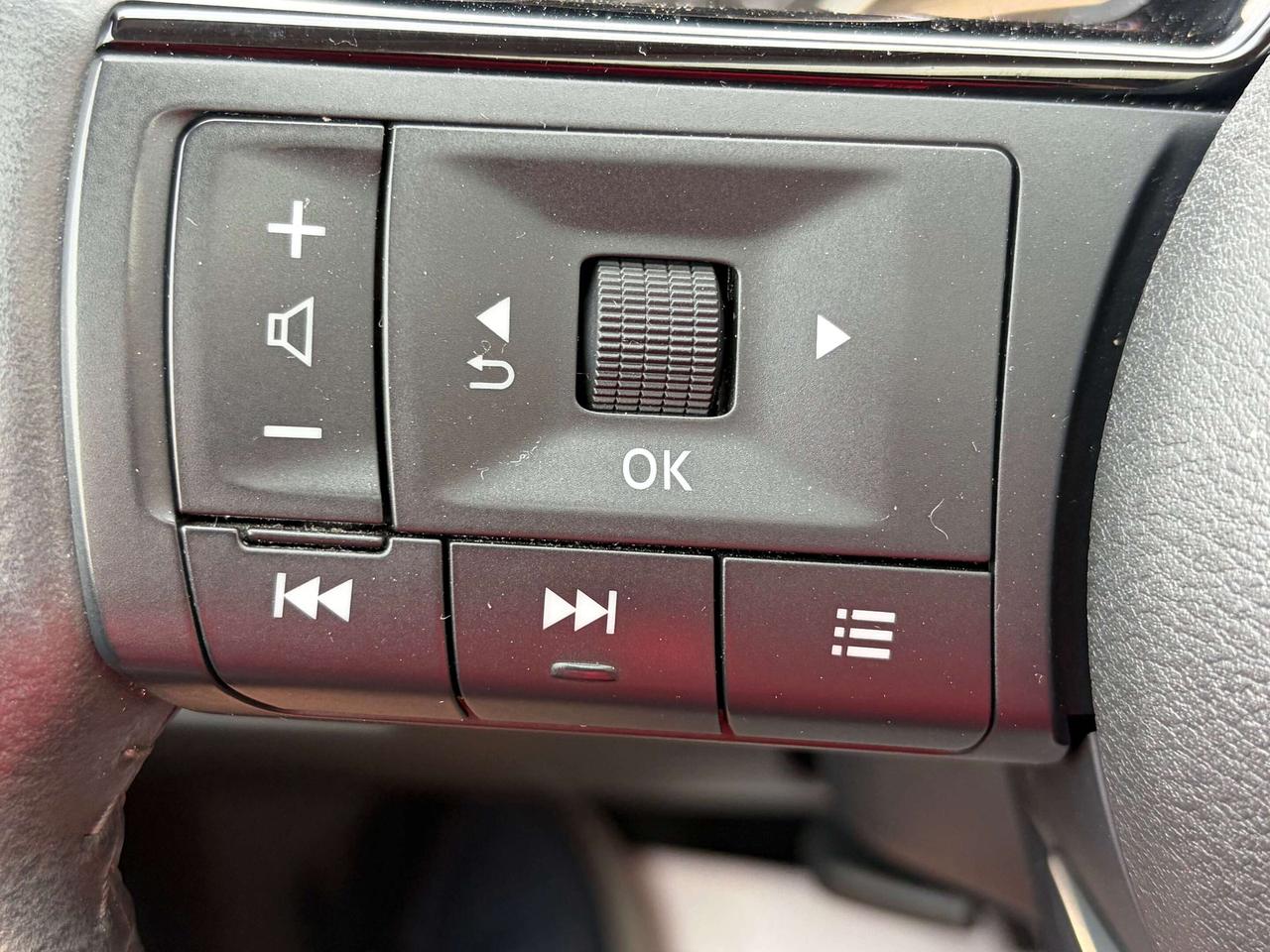 2023 Nissan Rogue MIDNIGHT EDITION CALL BELLEVILLE 613-961-8848*** Photo