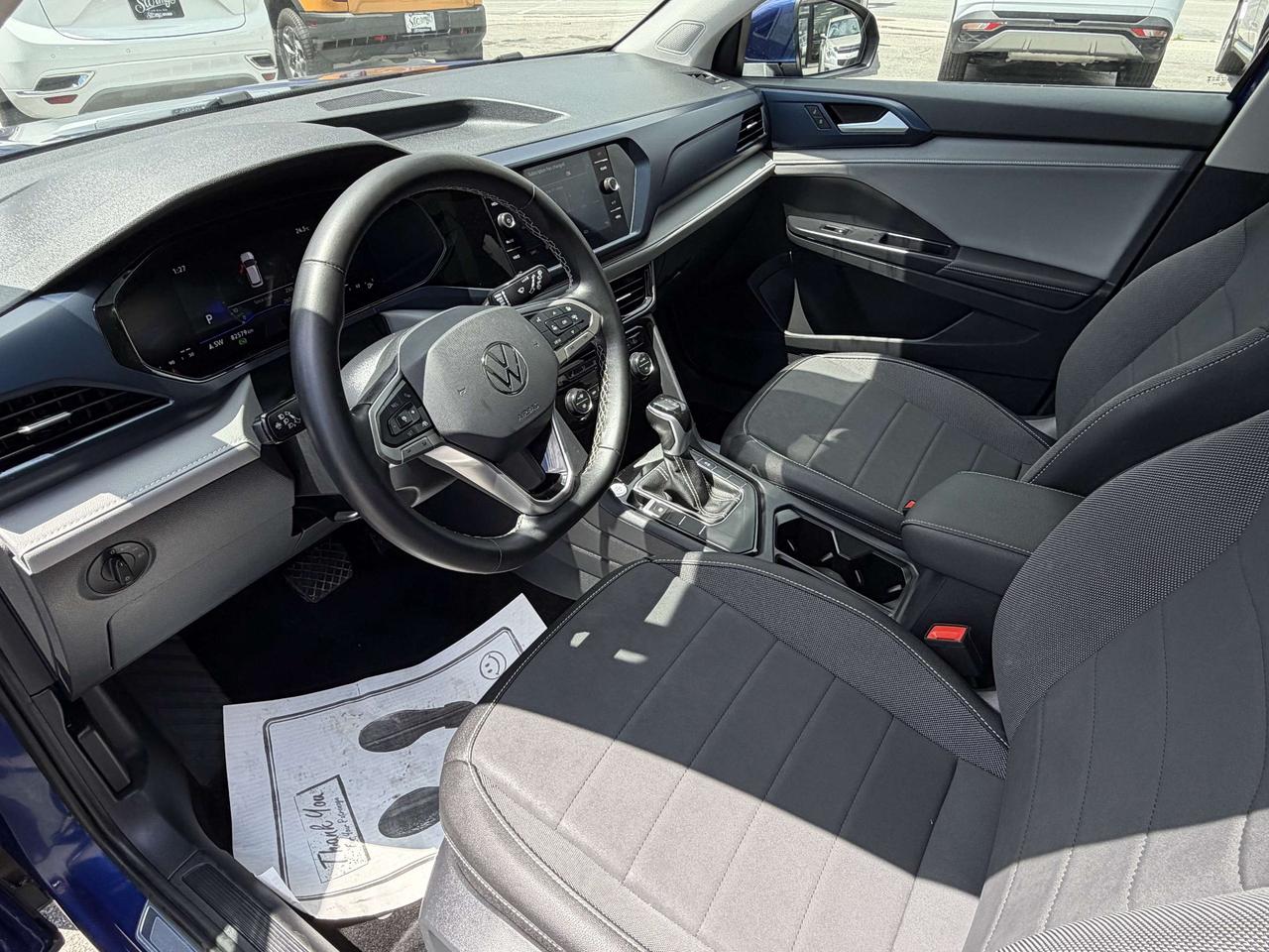 2024 Volkswagen Taos Comfortline **CALL BELLEVILLE 613-961-8848** Photo