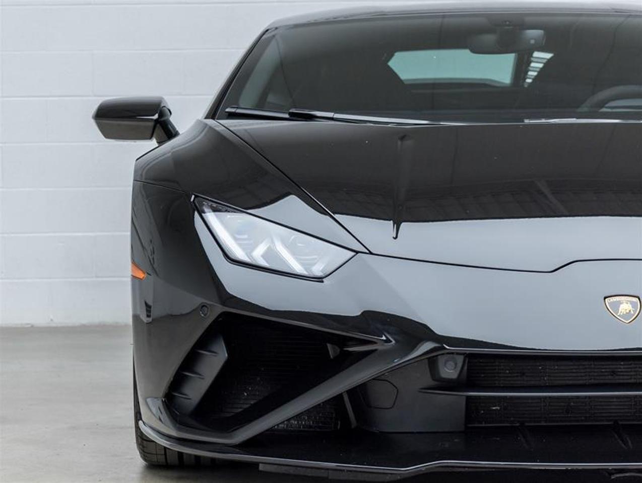 2023 Lamborghini Huracan  Photo