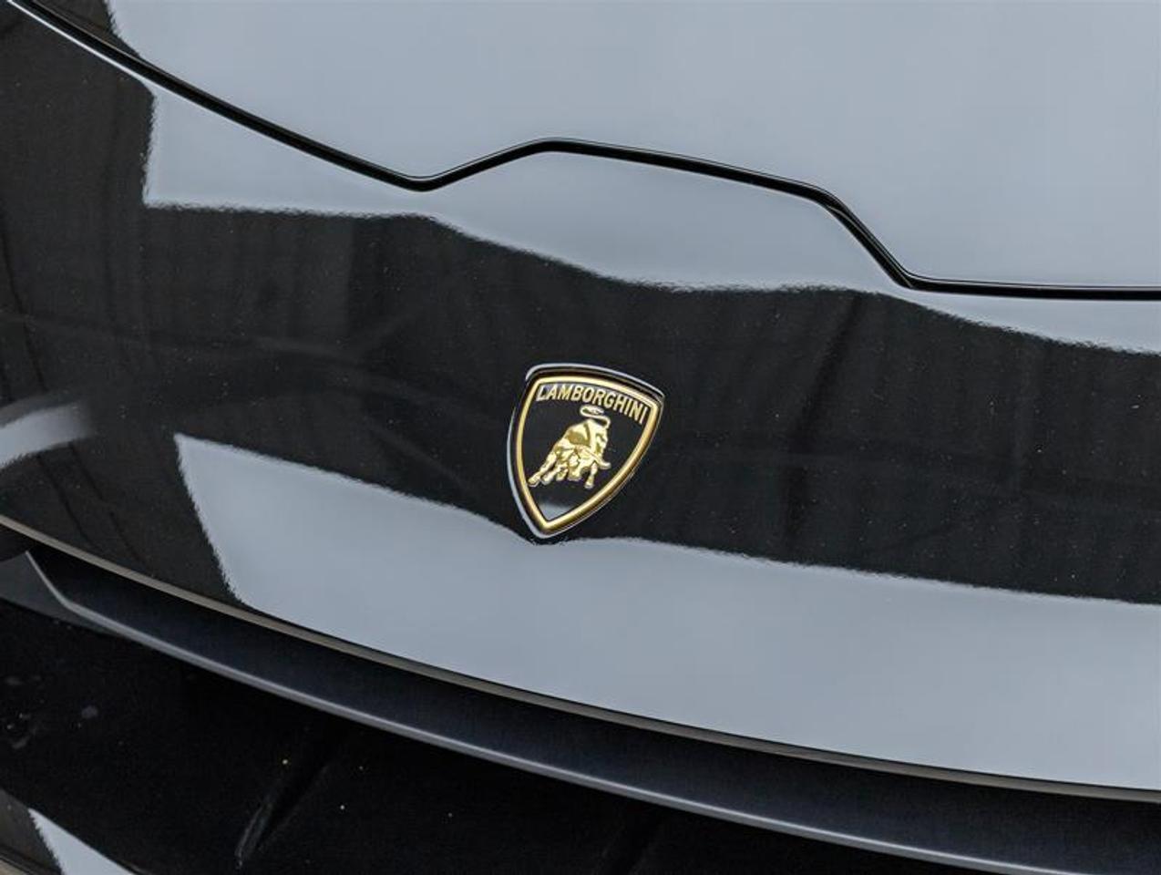 2023 Lamborghini Huracan  Photo