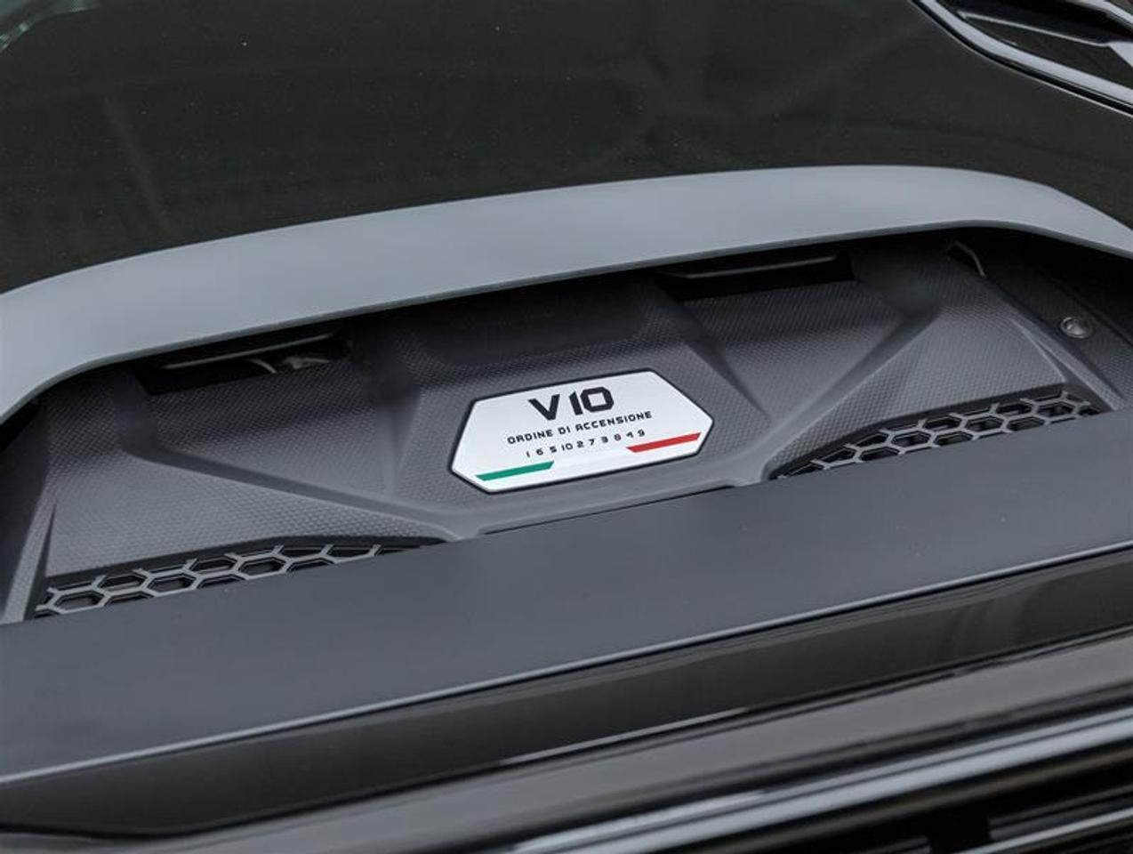 2023 Lamborghini Huracan  Photo