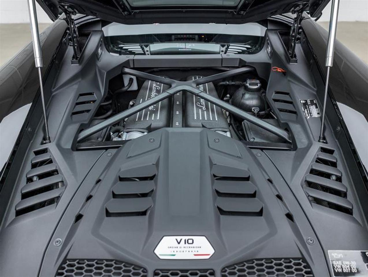 2023 Lamborghini Huracan  Photo