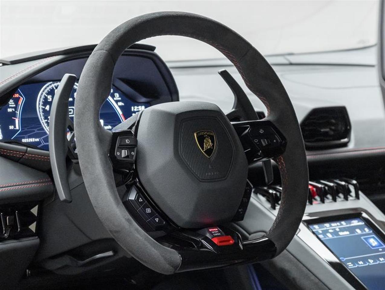 2023 Lamborghini Huracan  Photo