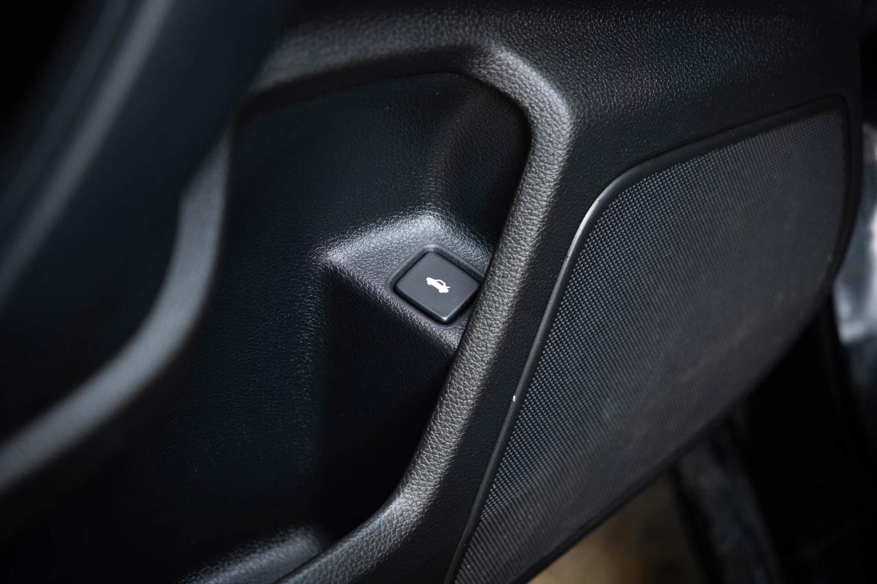 2017 Honda Civic LX Coupe 6-Spd MT Photo