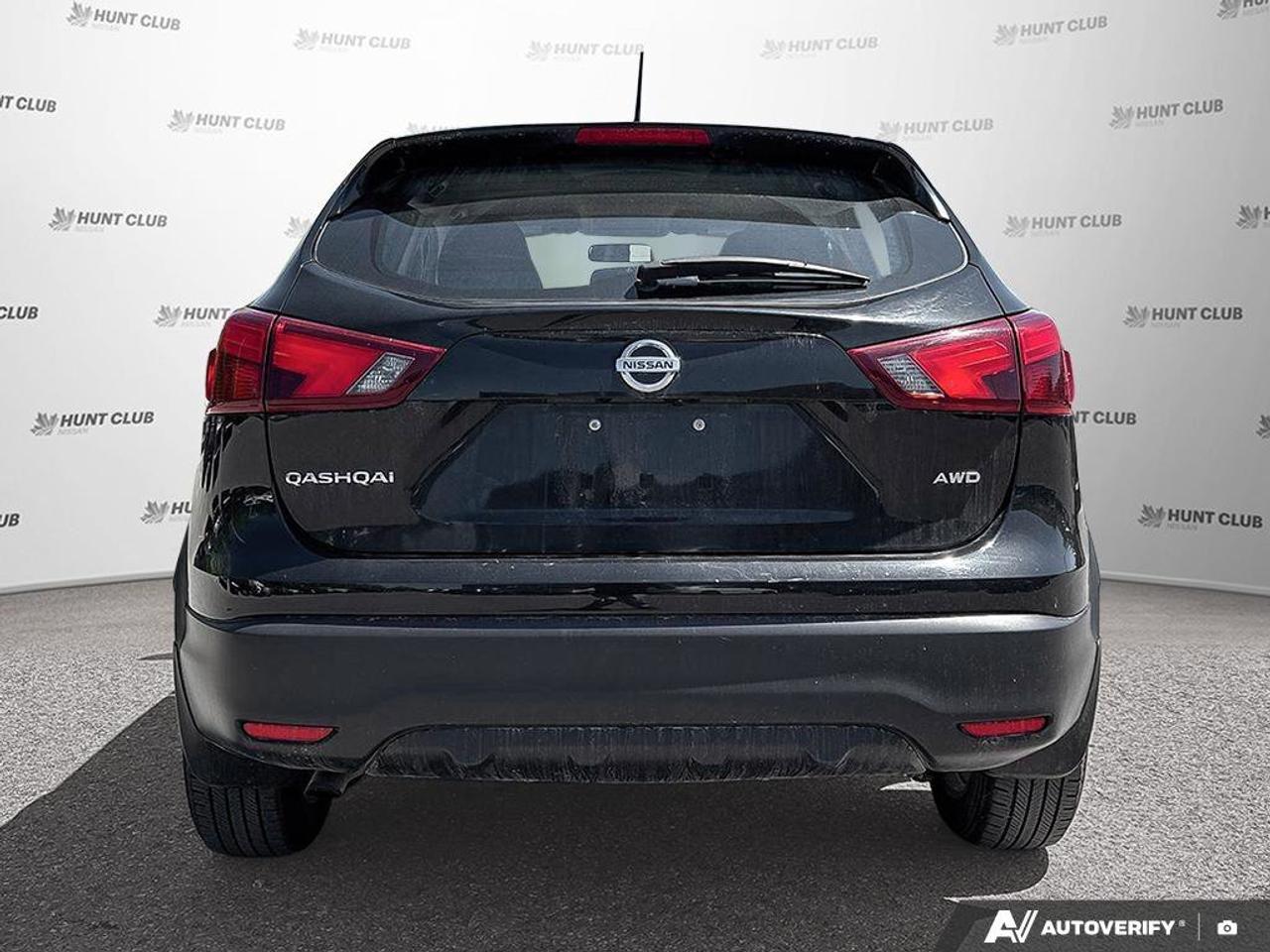 2019 Nissan Qashqai S   Heated Seats   Apple CarPlay   Alloy Rims Photo