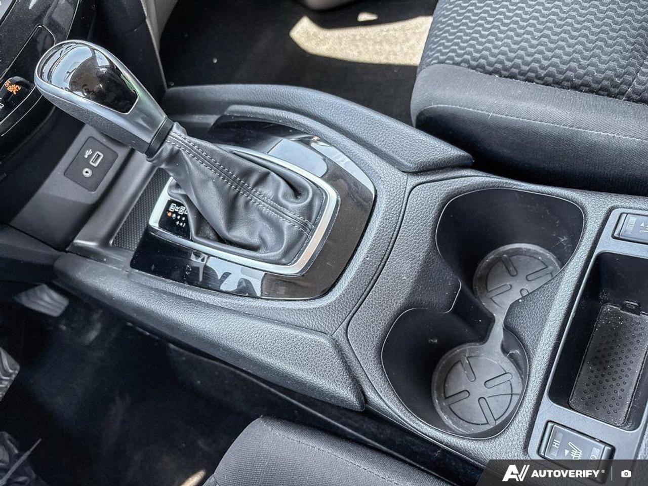 2019 Nissan Qashqai S   Heated Seats   Apple CarPlay   Alloy Rims Photo